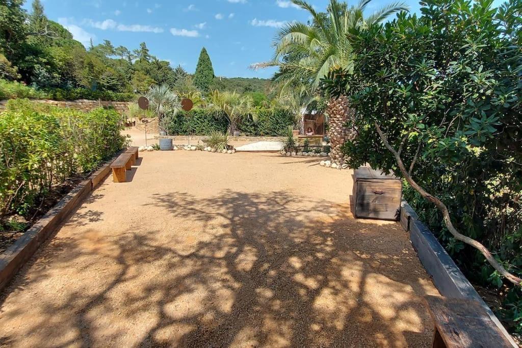 Villa Avec Piscine Proche Mer Et Saint Tropez Grimaud Kültér fotó